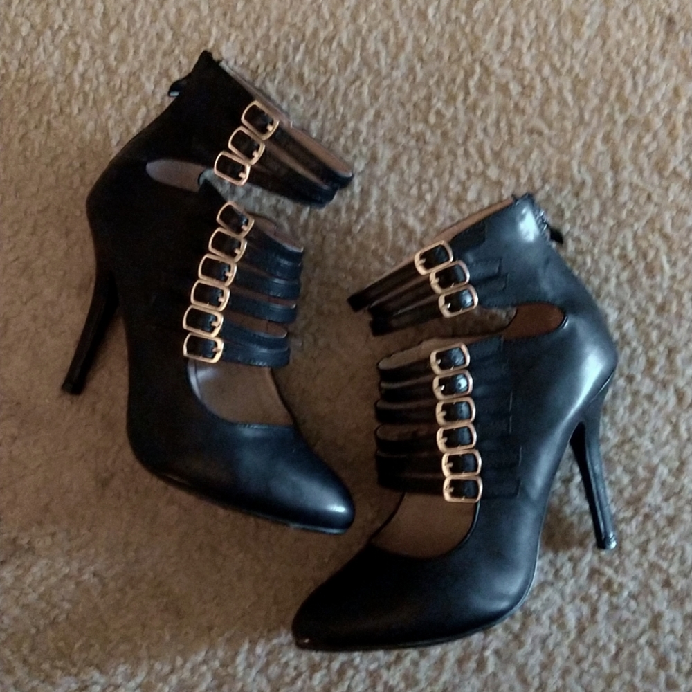 NWOT Forever pumps